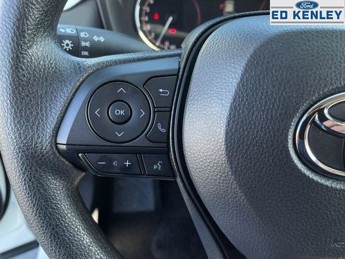 Used 2025 Toyota RAV4 LE image 13