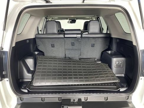 Used 2023 Toyota 4Runner Limited AWD/4WD image 19