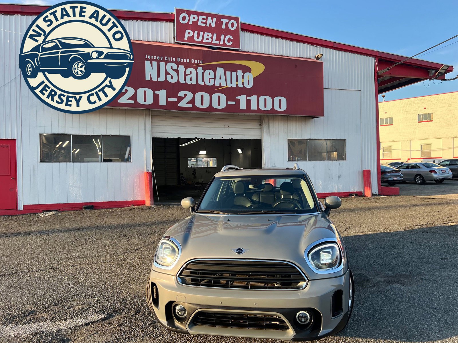 Used 2022 MINI Cooper Countryman ALL4 AWD/4WD image 2