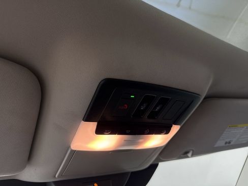 Certified 2025 Nissan Pathfinder Platinum w/ Cargo Package AWD/4WD image 12