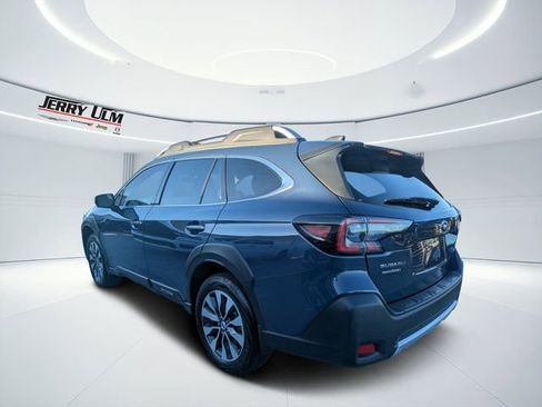 Used 2025 Subaru Outback Touring XT w/ Popular Package #2 image 4