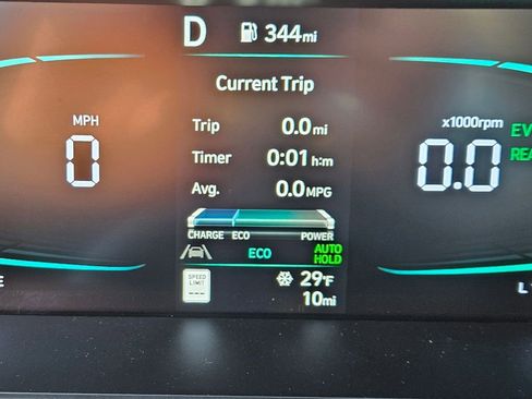New 2026 Hyundai Elantra Hybrid FWD image 25