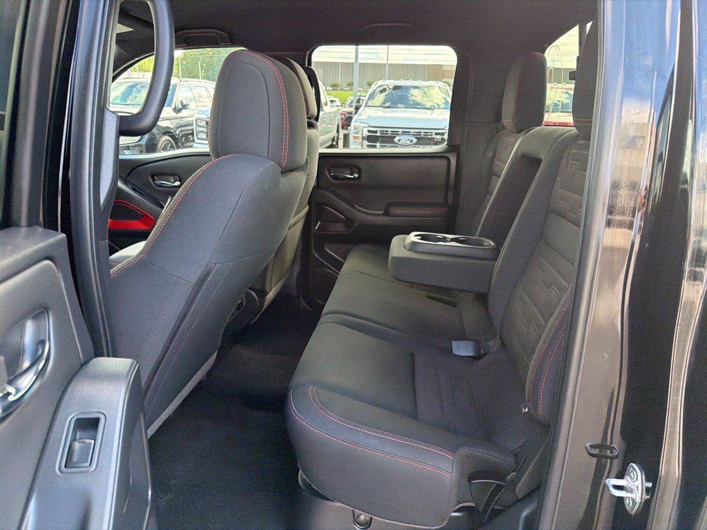 Used 2023 Nissan Frontier PRO-4X w/ Pro Convenience Package AWD/4WD image 12
