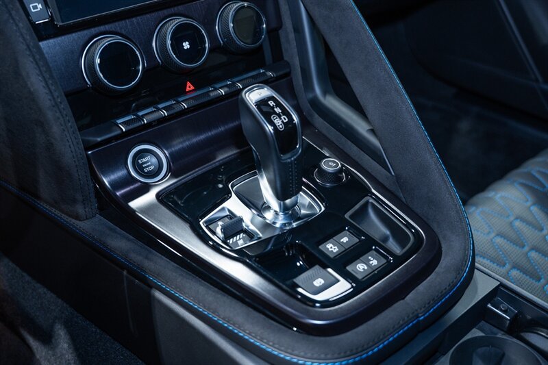 Used 2018 Jaguar F-TYPE SVR AWD/4WD image 50