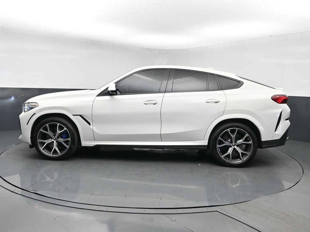 Used 2022 BMW X6 xDrive40i w/ Executive Package AWD/4WD image 4