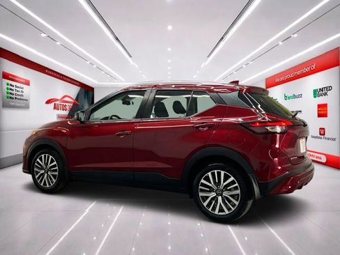 Used 2023 Nissan Kicks SV FWD image 5