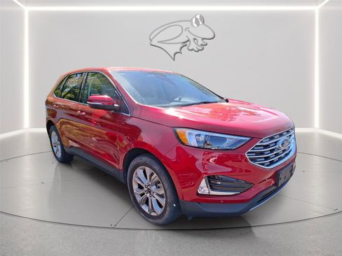 Used 2024 Ford Edge Titanium AWD/4WD image 7