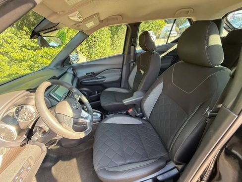 Used 2020 Nissan Kicks S FWD image 32