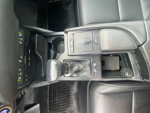 Used 2021 Lexus ES 300h w/ Premium Package FWD image 17
