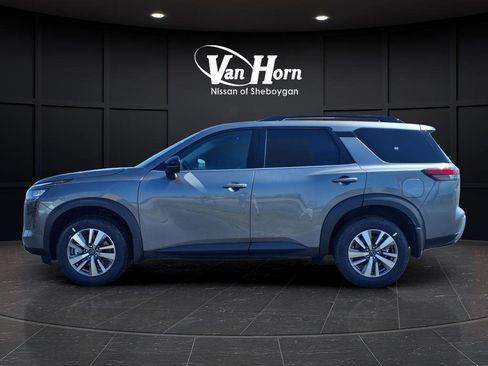 New 2026 Nissan Pathfinder SL AWD/4WD image 4