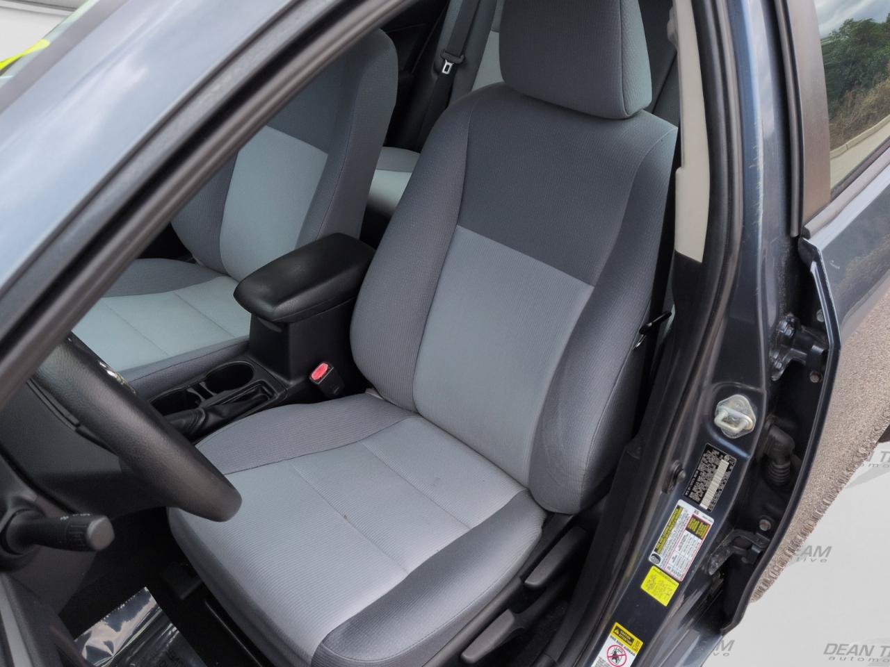 Used 2014 Toyota Corolla L FWD image 11