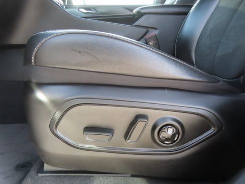 Certified 2025 Jeep Grand Cherokee L Altitude image 9