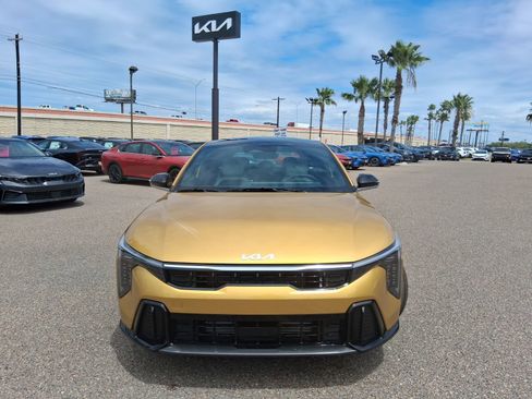 New 2026 Kia K4 GT-Line Turbo FWD image 2