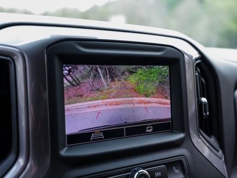 Used 2022 Chevrolet Silverado 1500 Custom image 19