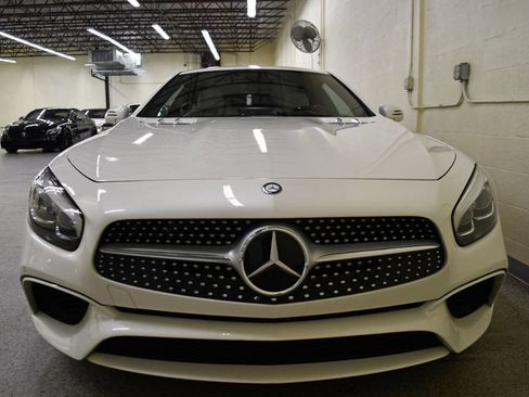 Used 2017 Mercedes-Benz SL 550 image 29