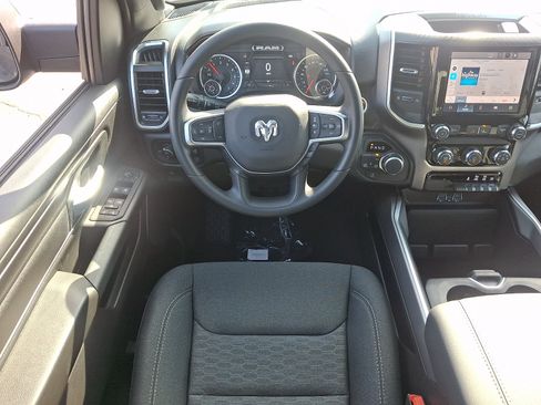 New 2026 RAM 1500 Express AWD/4WD image 10