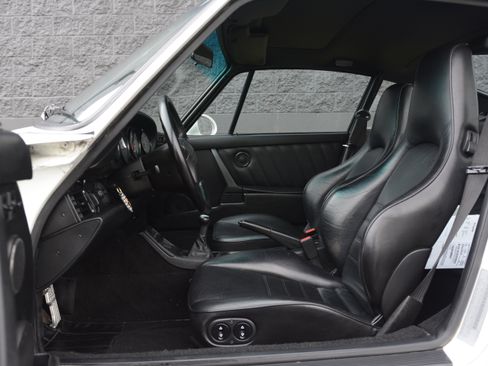 Used 1991 Porsche 911 Carrera image 15