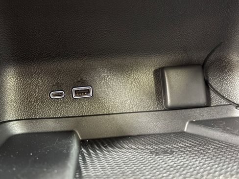 New 2026 Chevrolet Traverse LT w/ Midnight/Sport Edition image 37