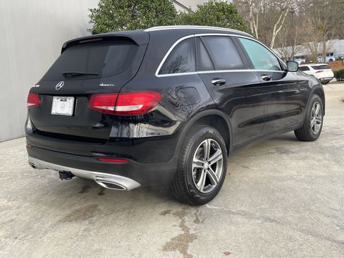 Used 2017 Mercedes-Benz GLC 300 4MATIC image 6
