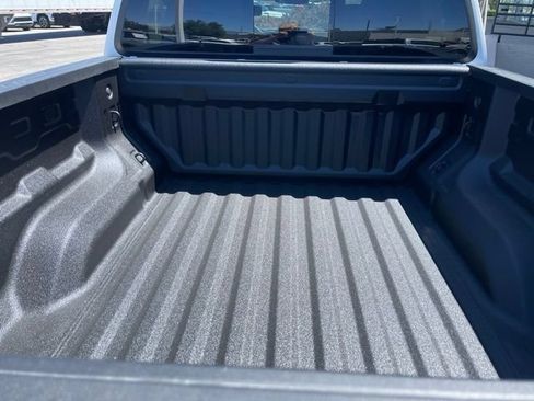 Used 2026 GMC Canyon AT4 AWD/4WD image 15