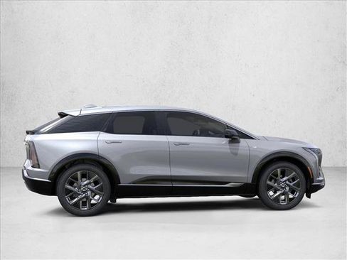 New 2026 Cadillac Optiq Luxury 1 image 5