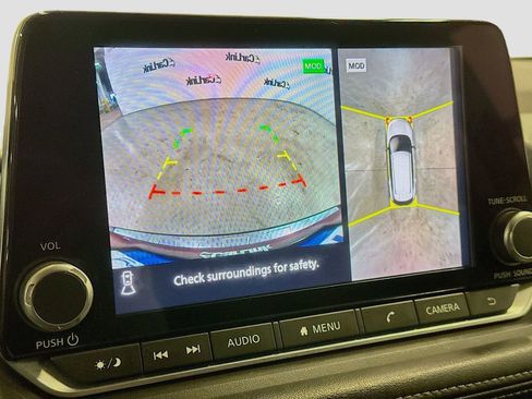 Used 2021 Nissan Rogue SV image 15