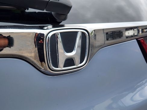 Used 2020 Honda CR-V Touring image 16