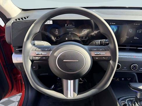 New 2026 Hyundai Kona SE image 18