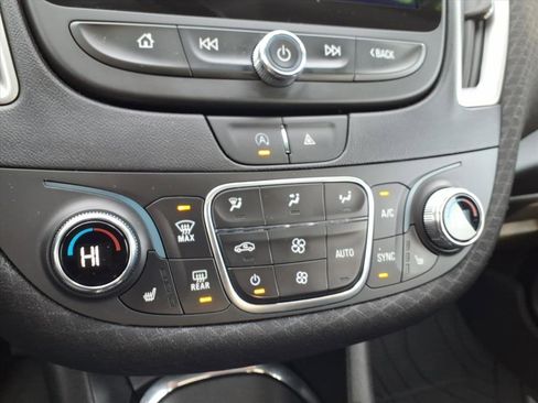 Used 2023 Chevrolet Malibu LT w/ Sport Edition image 27