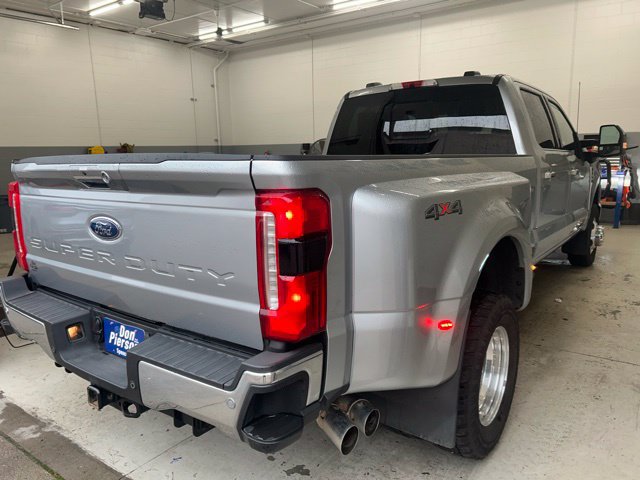Used 2024 Ford F350 Lariat w/ Lariat Ultimate Package AWD/4WD image 4
