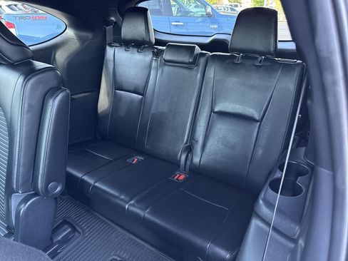 Used 2021 Toyota Highlander XSE AWD/4WD image 13
