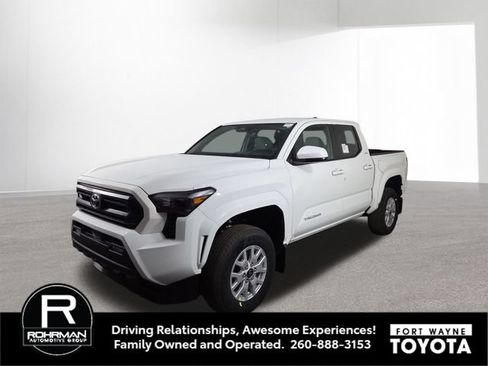 New 2026 Toyota Tacoma SR5 AWD/4WD image 2