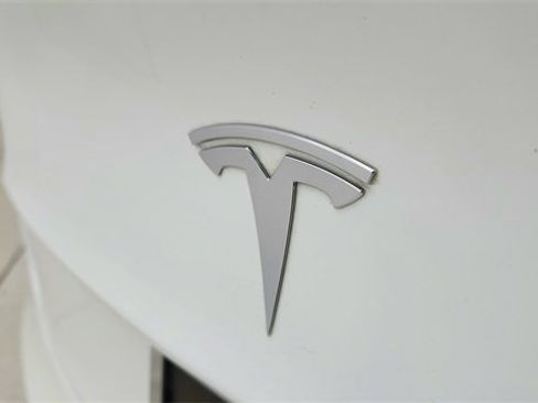 Used 2020 Tesla Model 3 Standard Range Plus image 16