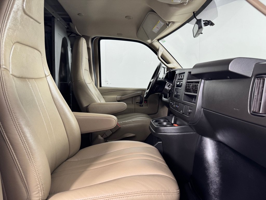Used 2019 Chevrolet Express 2500 w/ Driver Convenience Package RWD image 18