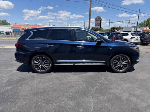 Used 2020 INFINITI QX60 Luxe w/ Sensory Package AWD/4WD image 7