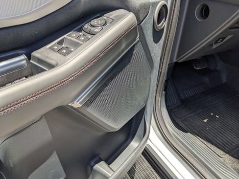 Used 2025 Ford Expedition XL AWD/4WD image 22