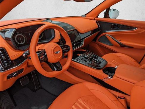 Used 2025 Aston Martin DBX 707 AWD/4WD image 11