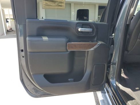Used 2020 GMC Sierra 3500 Denali w/ Denali Ultimate Package AWD/4WD image 16