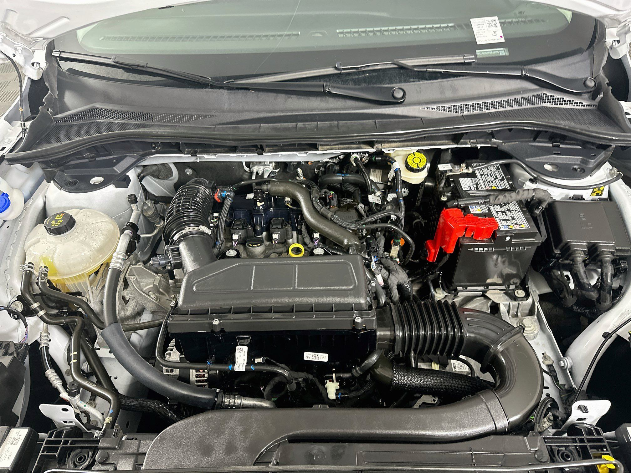 Used 2025 Ford Escape Active FWD image 31