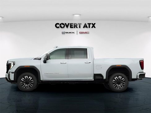 New 2026 GMC Sierra 2500 Denali Ultimate w/ Max Trailering Package image 4