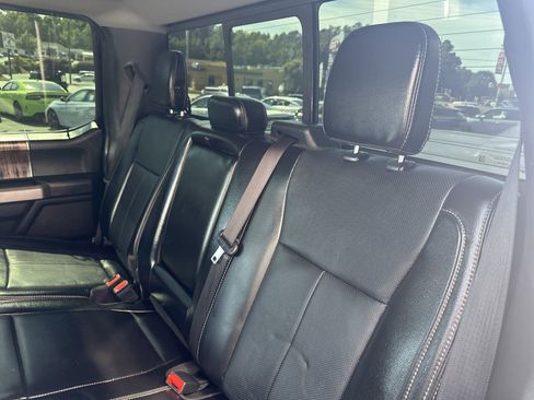 Used 2018 Ford F150 Lariat w/ Equipment Group 502A Luxury AWD/4WD image 29