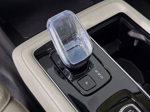 New 2026 Volvo XC90 T8 Ultra w/ Protection Package AWD/4WD image 17