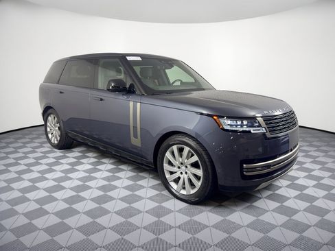 Used 2024 Land Rover Range Rover Long Wheelbase SE AWD/4WD image 7