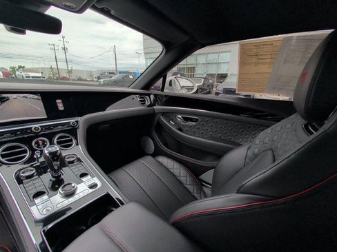 Used 2021 Bentley Continental GT AWD/4WD image 11
