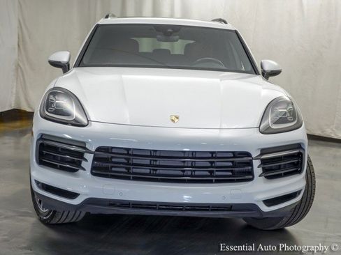 Used 2019 Porsche Cayenne AWD/4WD image 6