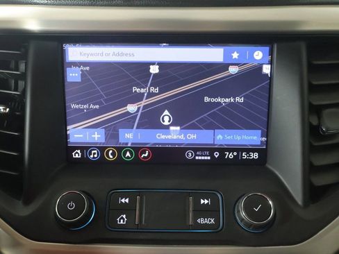Used 2021 GMC Acadia Denali w/ Denali Technology Package FWD image 52
