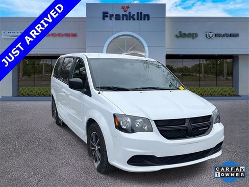 Used 2015 Dodge Grand Caravan SE w/ Quick Order Package 29E SE image 1