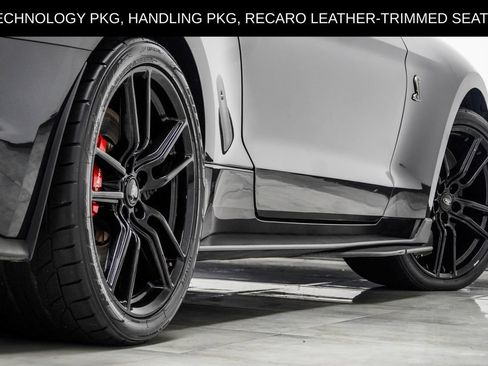 Used 2022 Ford Mustang Shelby GT500 w/ Technology Package RWD image 24