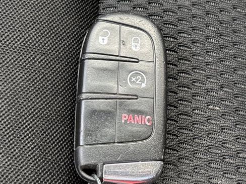 Used 2018 Jeep Renegade Altitude w/ Cold Weather Group image 35