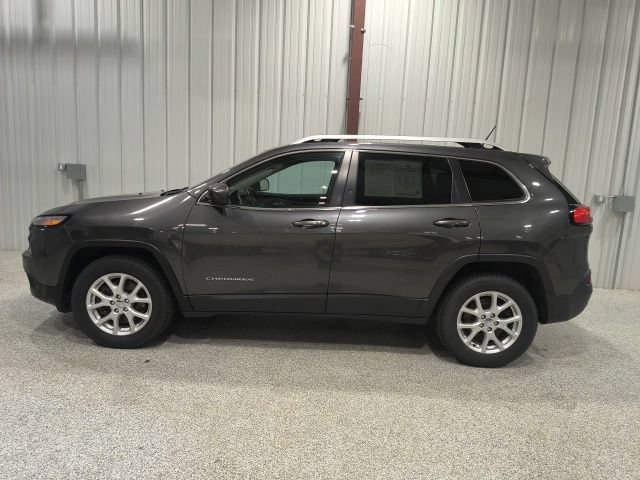 Used 2015 Jeep Cherokee Latitude w/ Comfort/Convenience Group AWD/4WD image 8
